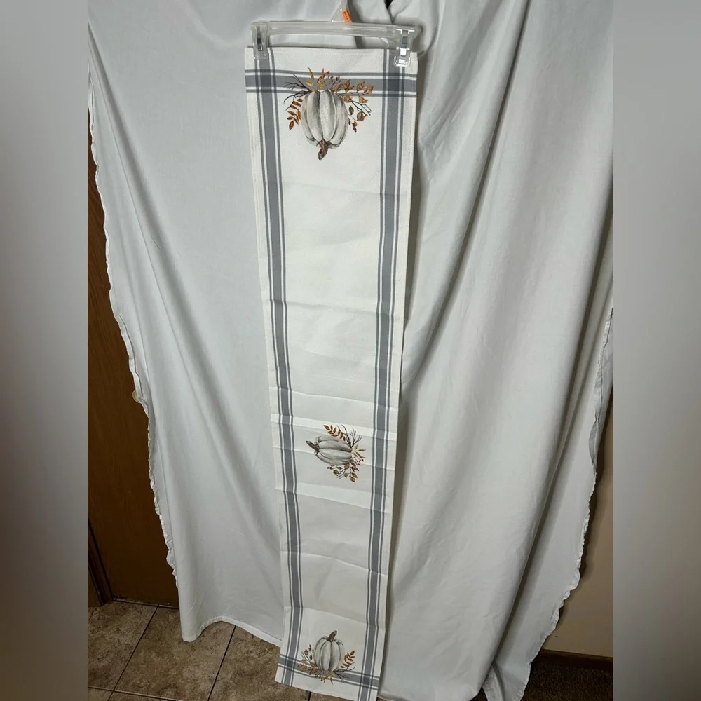 Fall Striped White and Gray Table‎ Runner